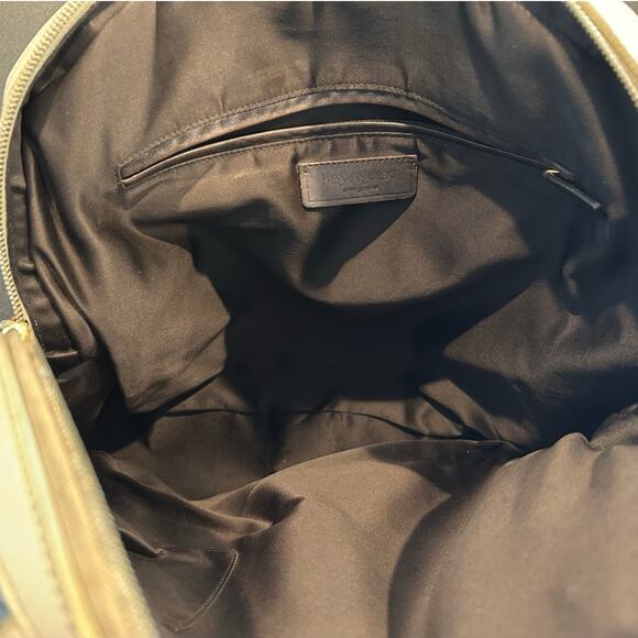 Yves Saint Laurent Muse Large Leather Tote – Off-White, Classic Y Design - Picture 7 of 11